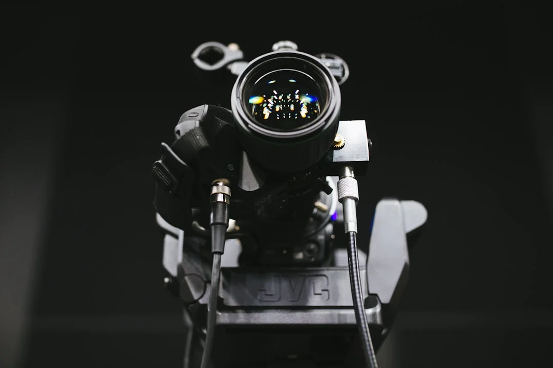 Cover Image for Cambridge 3D Microscope Live-Cell Imaging Breakthrough